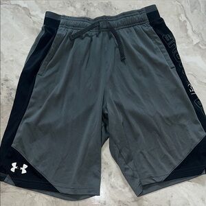 Under Armour boys Gray and Black Shorts